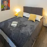 City Apartment Nora, Old Town Located, Free Parking